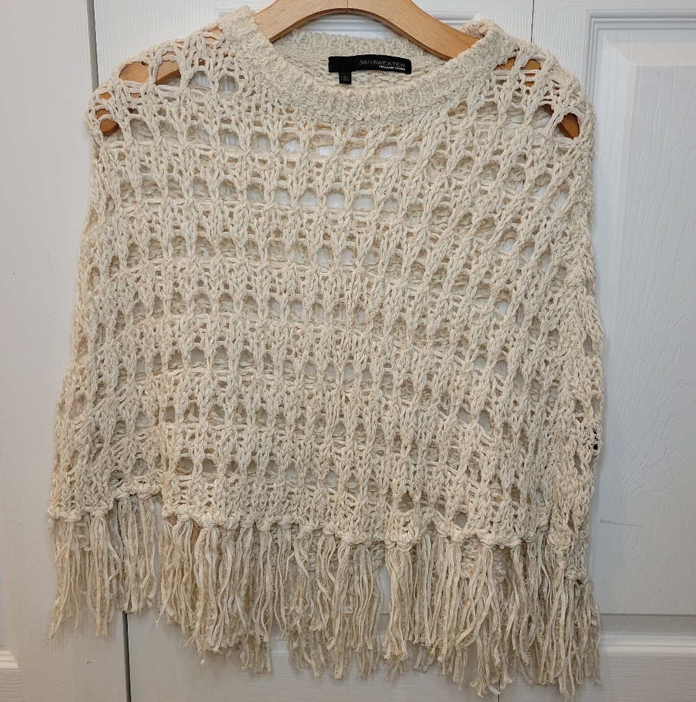 ITALIAN YARN CREAM KNIT PONCHO w/ FRINGE
